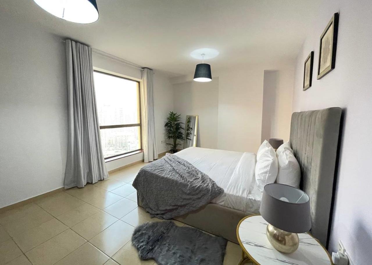 Luxury Jbr Apartments , Beach , Pool , Parking Dubai Eksteriør bilde