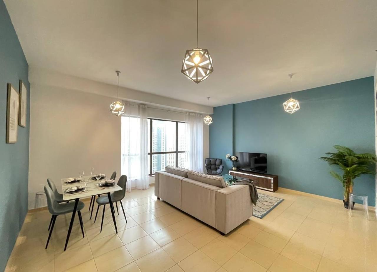 Luxury Jbr Apartments , Beach , Pool , Parking Dubai Eksteriør bilde